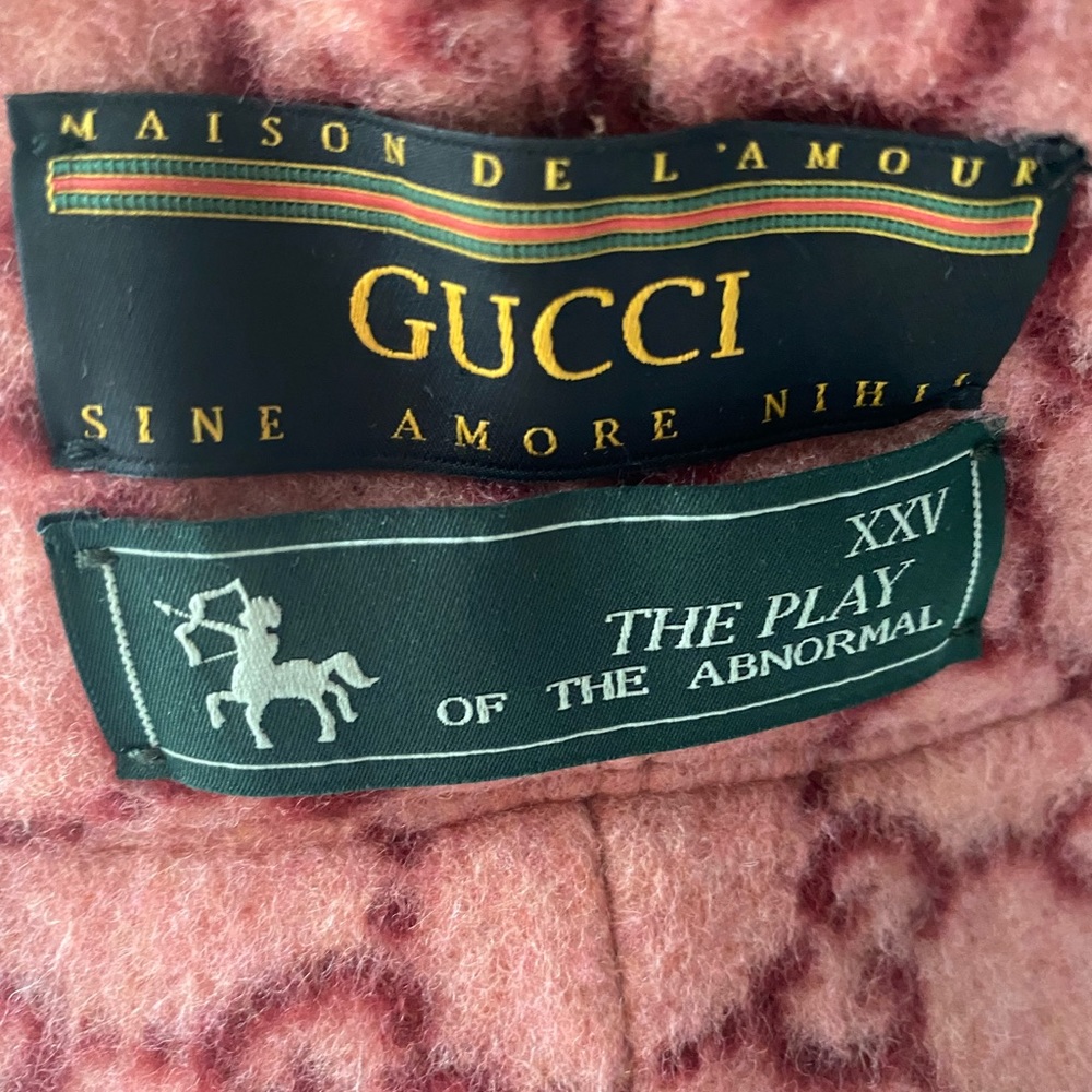 Authentic Gucci fleece wool bucket hat. - Picture 3 of 9